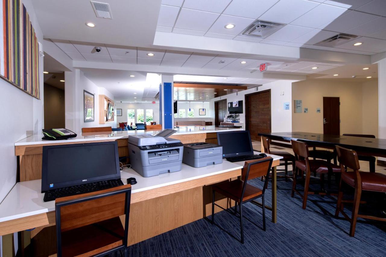 Holiday Inn Express Rochester Hills By Ihg Zewnętrze zdjęcie
