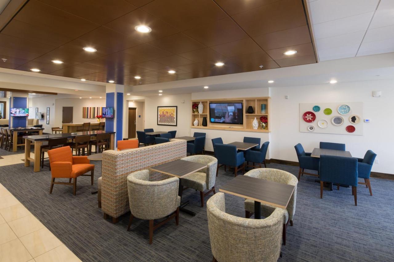 Holiday Inn Express Rochester Hills By Ihg Zewnętrze zdjęcie