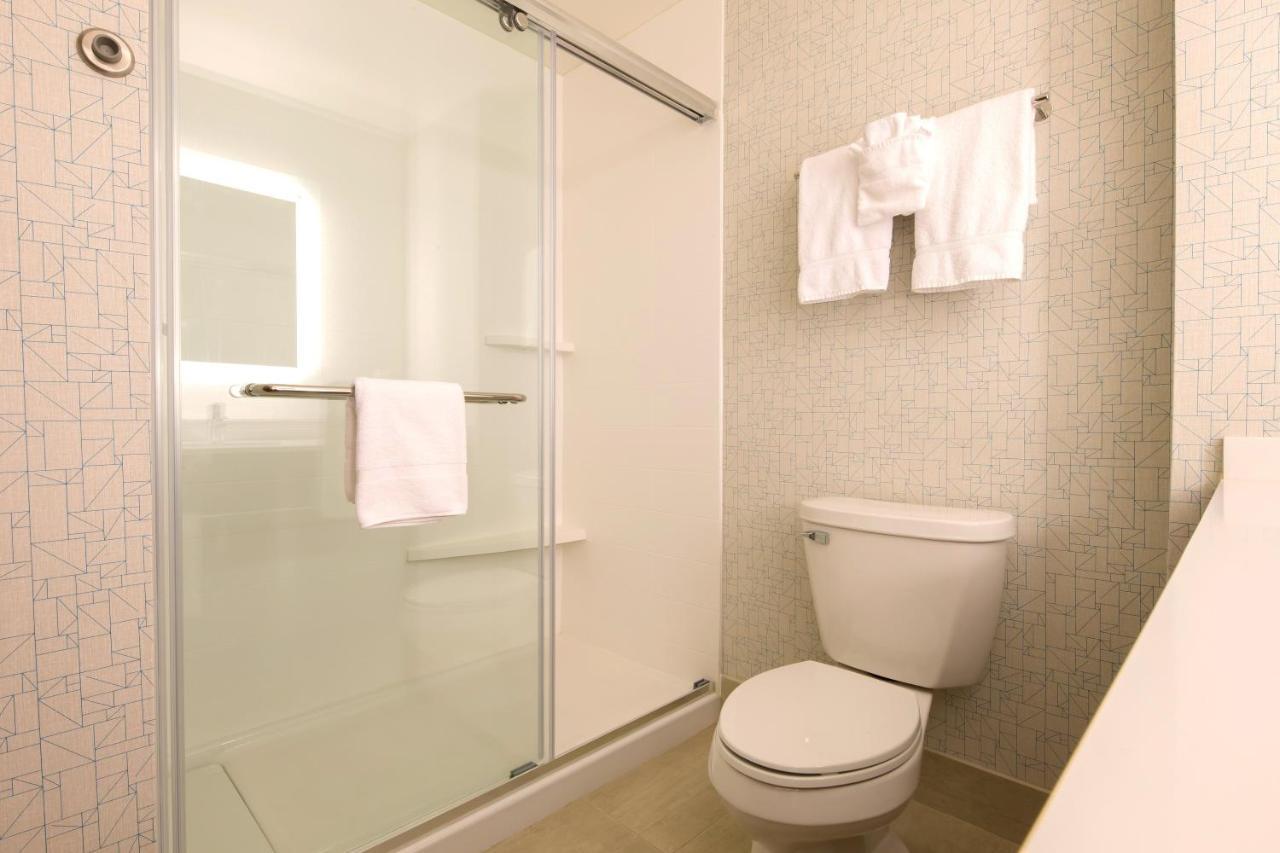 Holiday Inn Express Rochester Hills By Ihg Zewnętrze zdjęcie