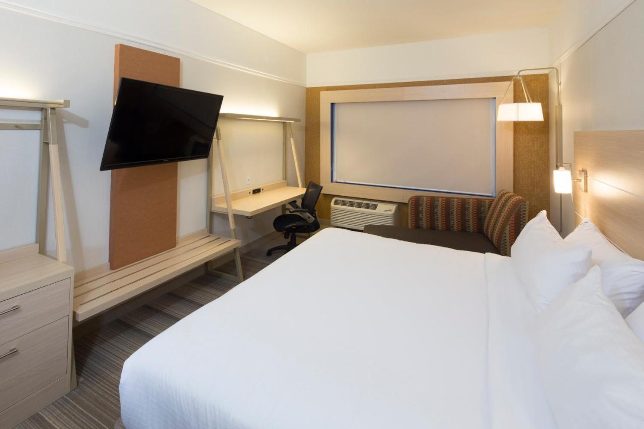 Holiday Inn Express Rochester Hills By Ihg Zewnętrze zdjęcie